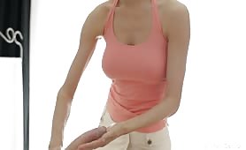 La masseuse voulait ma bite