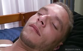 Gangbang oral direct au réveil